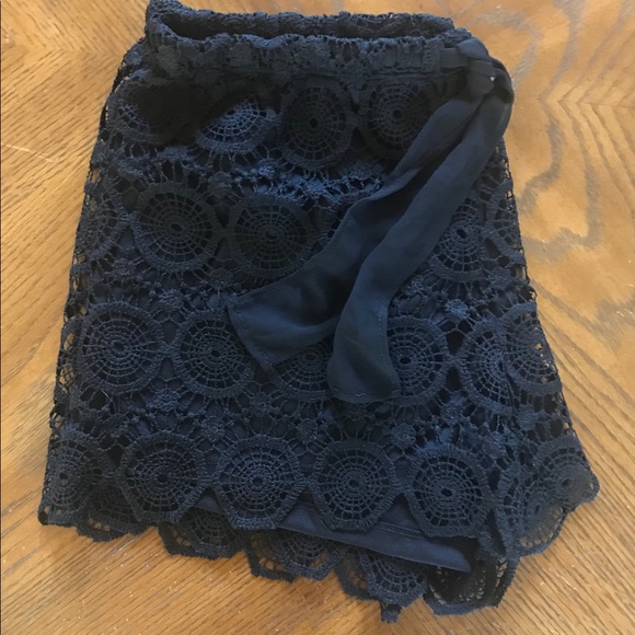 Heart Soul Pants - Black Crocheted Shorts